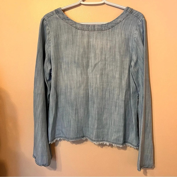 CLOTH &  STONE ANTHROPOLOGIE Chambray Top - Picture 3 of 7